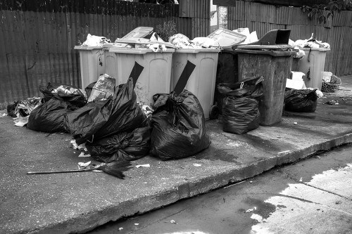 Wait and Load skip hire container in Richmond
